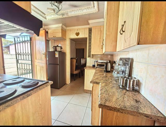 3 BEDROOM HOUSE FOR SALE IN ZAMDELA
